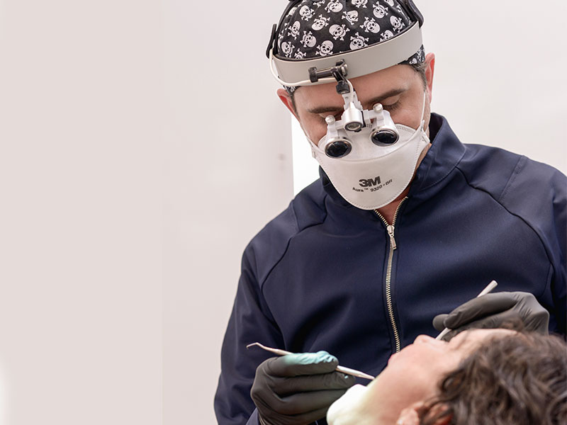 Implantes dentários Ateliê do Sorriso
